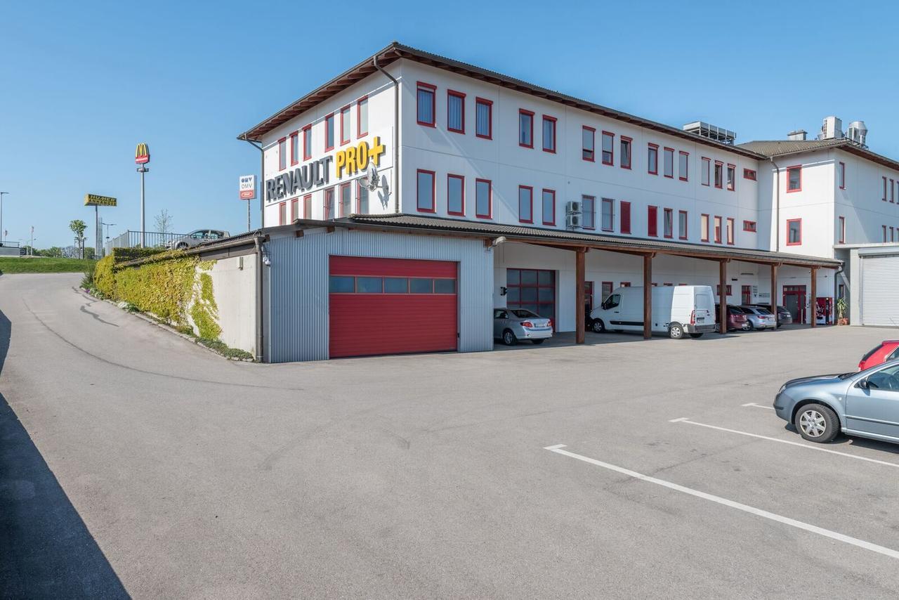 Sleepin Premium Motel Loosdorf Экстерьер фото